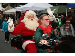 A Sea of Santa’s..on Harleys-Small Businesses Giving Back