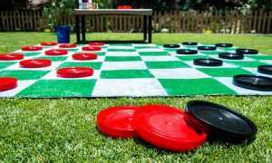 Giant-chess-game-coasters